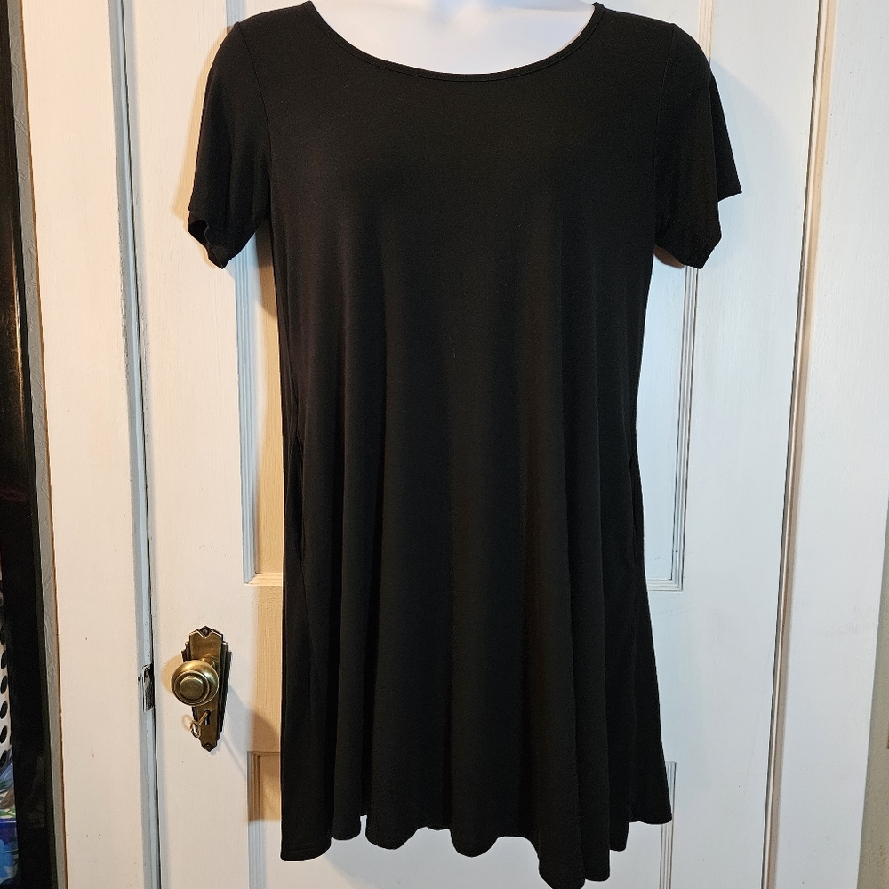 Zennilo Women's Knit T-shirt Swing Dress Black - Size Large
